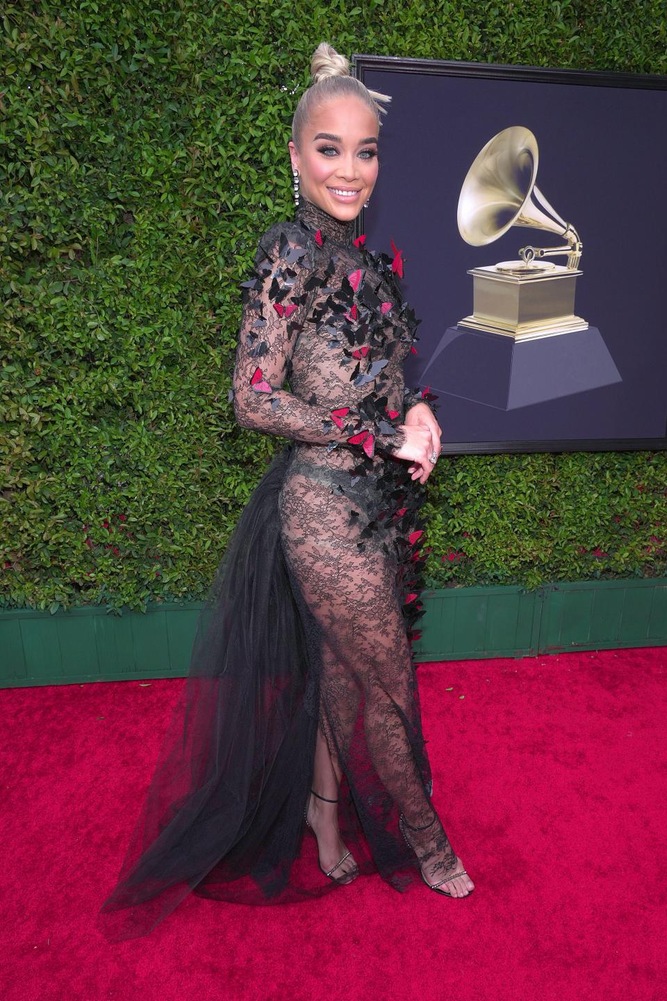 Jasmine Sanders attends the 2022 Grammy Awards.