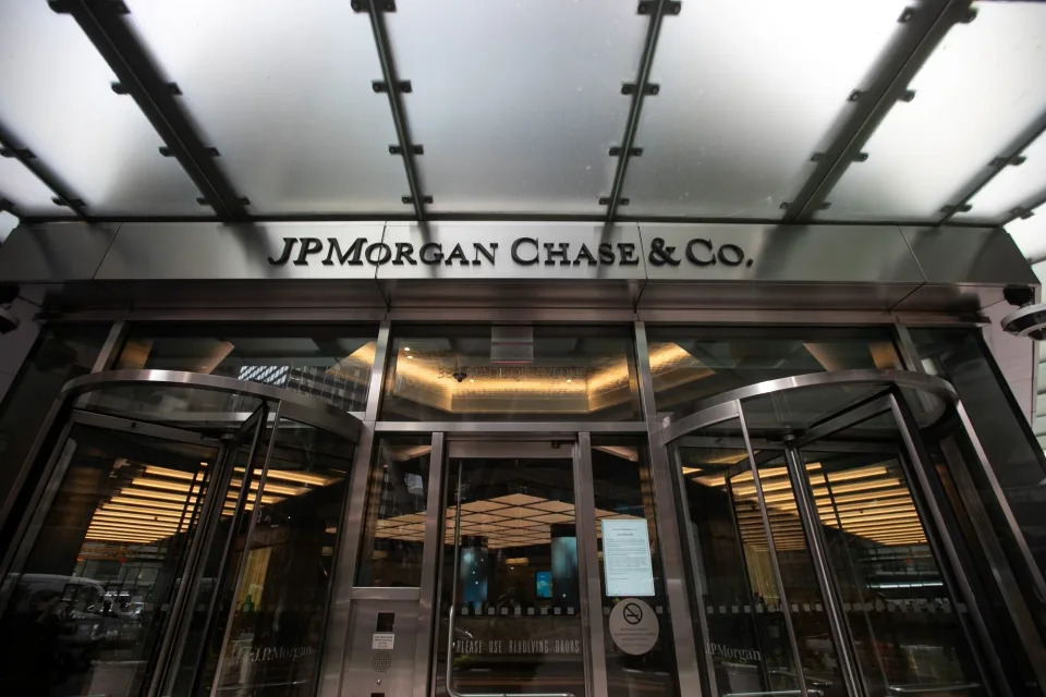 JPMorgan Elevates Hofmann, Carpenter to Run North America M&A