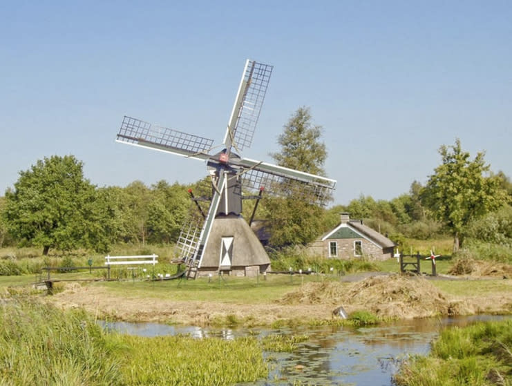 <p>De Weerribben-Wieden National Park is home to the largest bog in northwestern Europe. (Airbnb) </p>