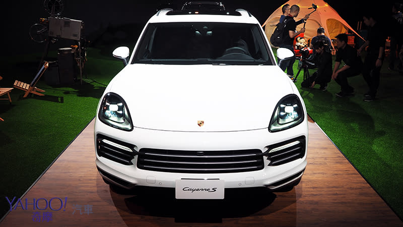 極致跨越、隆重鉅獻！Porsche 2018第3代Cayenne嗆辣現身！