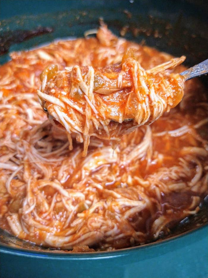 Slow cooker shredded chicken