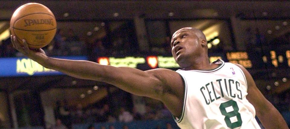 NBA star Antoine Walker blew $108M in career earnings — by wanting to be like Jay-Z, Puff Daddy. 3 key lessons from his plummet into bankruptcy (and his recovery)