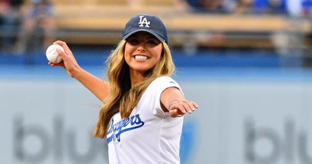 The Bachelorette's Hannah Brown throws the first pitch at the