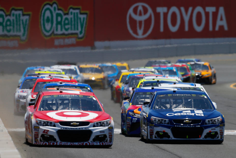 Both Kyle Larson (L) and Jamie McMurray finished in the top 12 in the standings. (Getty)