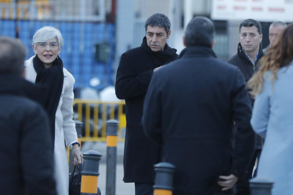 Former Catalan police chief Josep Lluis Trapero, centre, arrives at the National Court on the outskirts of Madrid, Spain, Monday, Jan. 20, 2020. A trial starts Monday against former Catalan regional police chief and other officials for their role in the 2017 independence attempt. (AP Photo/Paul White)