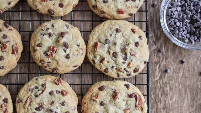 Toll House chocolate chip cookies