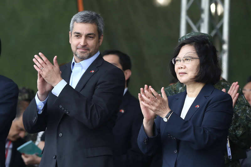 巴拉圭共和國總統阿布鐸（左）應中華民國（台灣）政府邀請，將於14日至18日率團來台國是訪問。（檔案照）