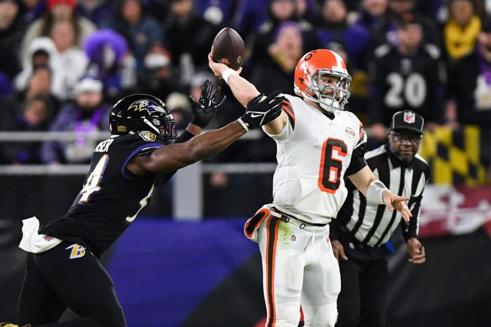 Browns quarterback Baker Mayfield (6) has the confidence of his coach and teammates despite some shaky performances during the Browns' 3-5 skid in past eight games. [Terrance Williams/Associated Press]