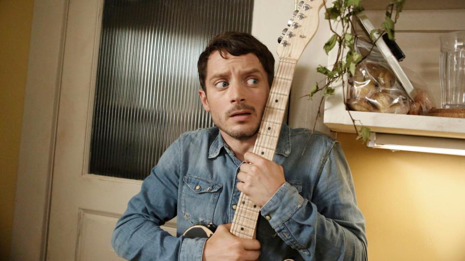 Elijah Wood in Dirk Gently's Holistic Detective Agency