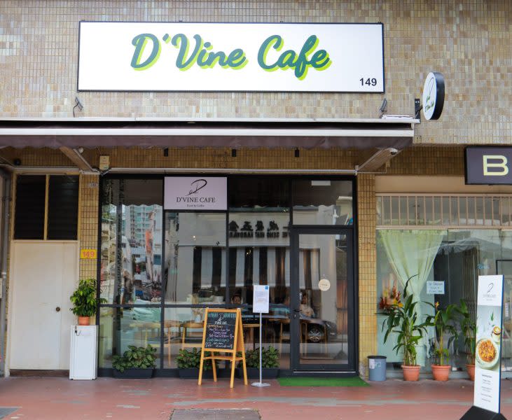 dvine cafe - storefont pic