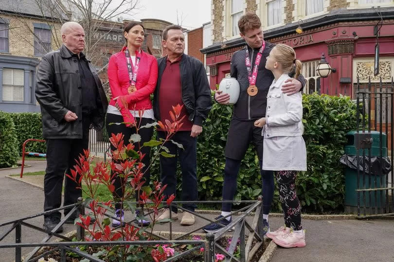 The Mitchell's scatter Lola Pearce's ashes after Jay and Honey run the London Marathon