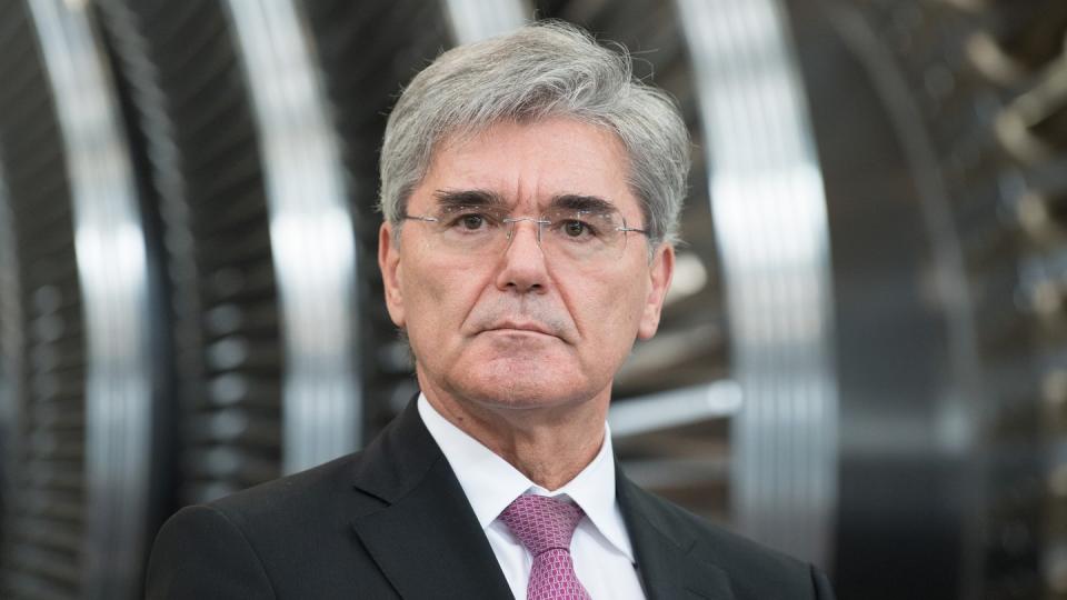 Siemens-Chef Joe Kaeser hatte Luisa Neubauer einen Sitz in einem Aufsichtsgremium des künftigen Unternehmens Siemens Energy angeboten - was die Fridays-for-Future-Aktivistin ablehnte.