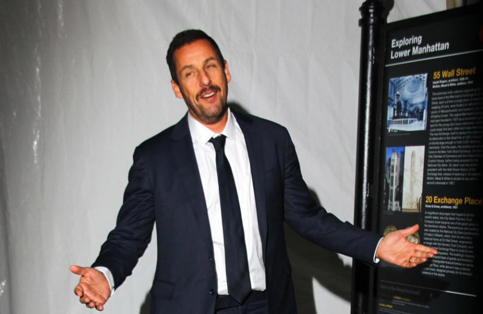 Adam Sandler a été piraté sur Twitter en 2020, tout comme Mariah Carey