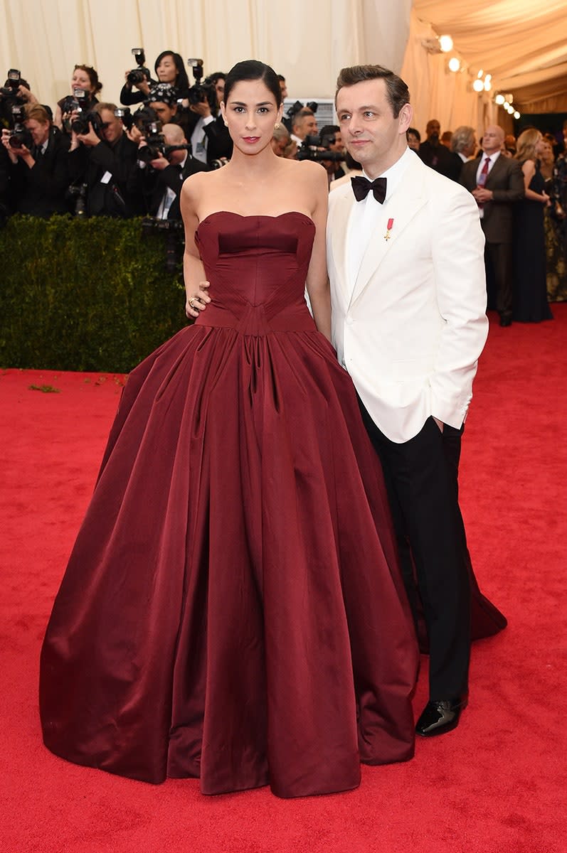 <h1 class="title">Sarah Silverman in Zac Posen and Michael Sheen</h1><cite class="credit">Photo: Getty Images</cite>