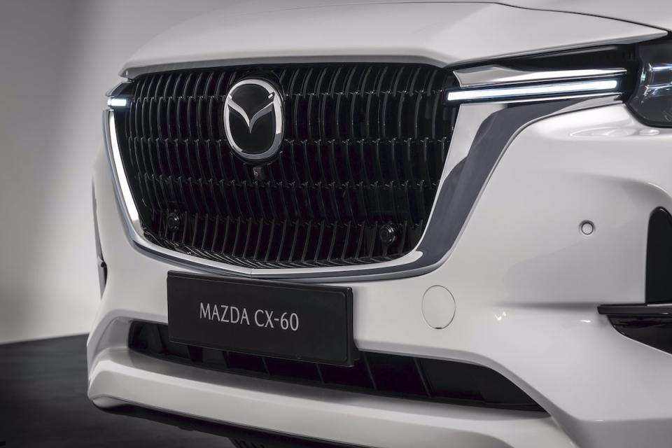 2022_mazda_cx-60_studio_det_7.jpg