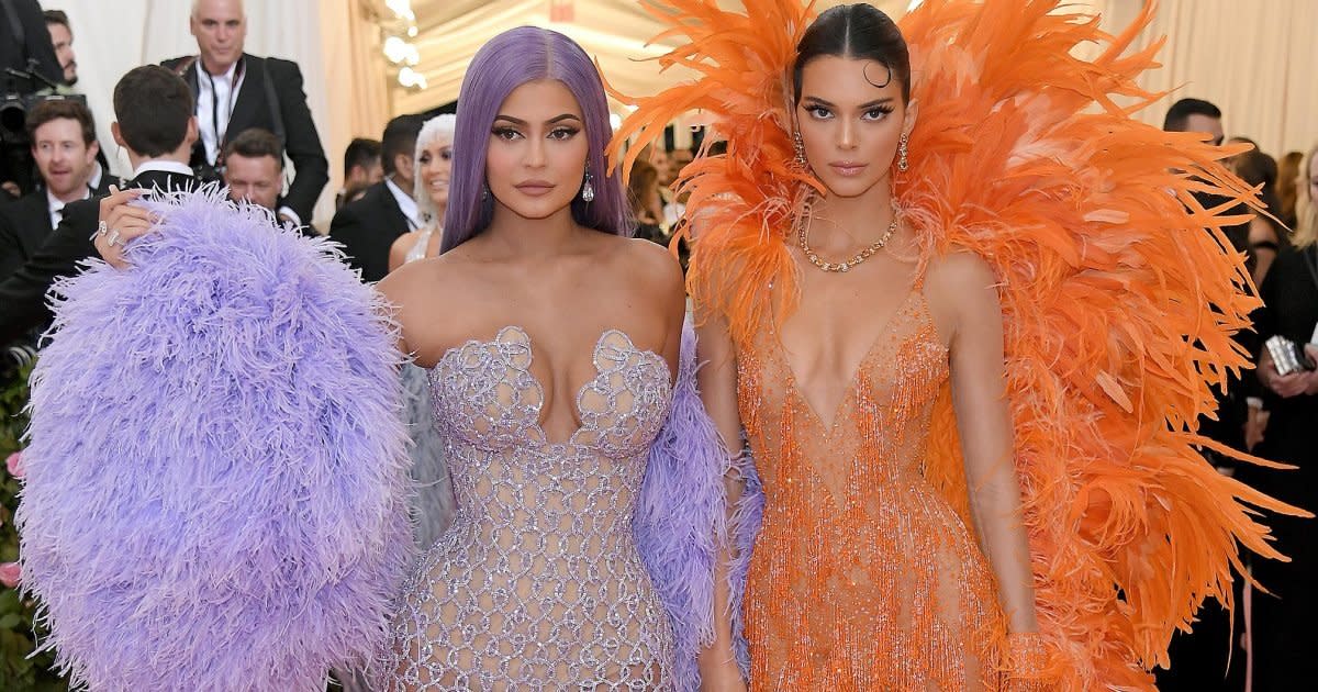 Met Gala 2019: Kendall & Kylie Jenner Walk Red Carpet in Versace
