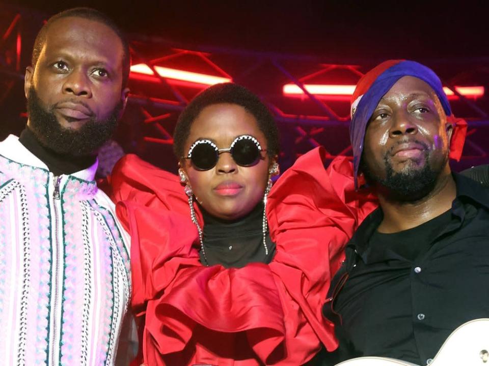 Pras Michel, Lauryn Hill und Wyclef Jean im September 2021 auf der B&#xfc;hne. (Bild: imago images/MediaPunch)