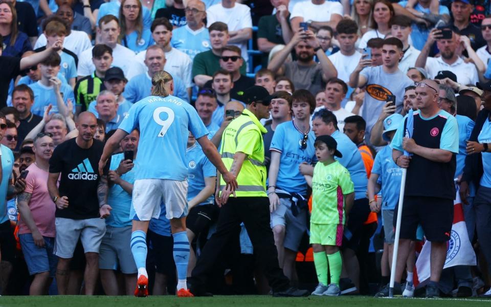 Erling Haaland berates City supporters