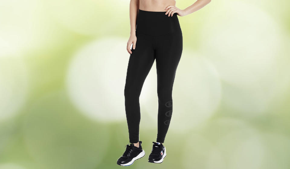 Save more than half off these sporty leggings. (Photo: Walmart)