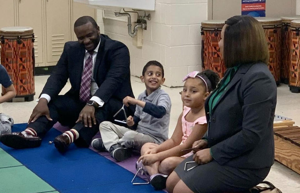 Tito Langston, interim chief financial officer for the Memphis-Shelby district, and interim Superintendent Toni Williams visited a summer school class for English learners — one of the ways the district is using relief funds. (Memphis-Shelby County Schools, Facebook)