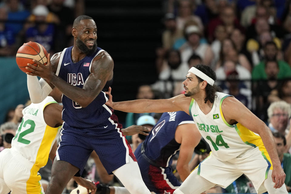 US rolls into semifinals of Paris Olympic basketball tournament, eases