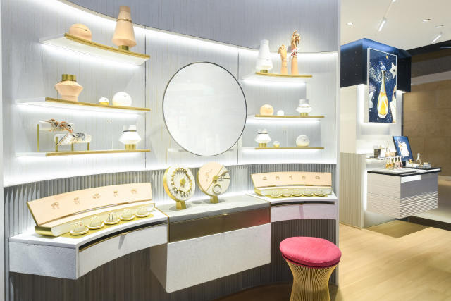 Our Services – Dior Beauty Online Boutique Singapore