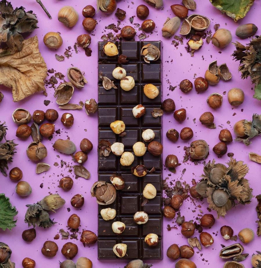 Chocolate Bar with Hazlenuts