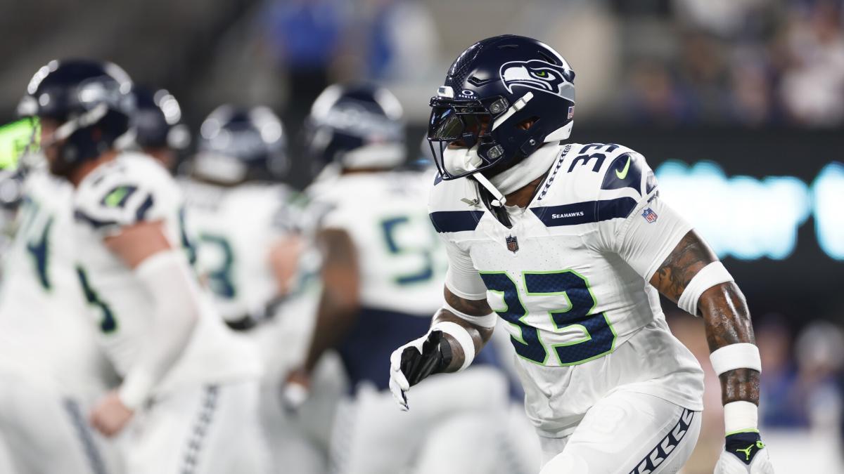 Seahawks' Jamal Adams 'going to be OK' after leaving with concussion