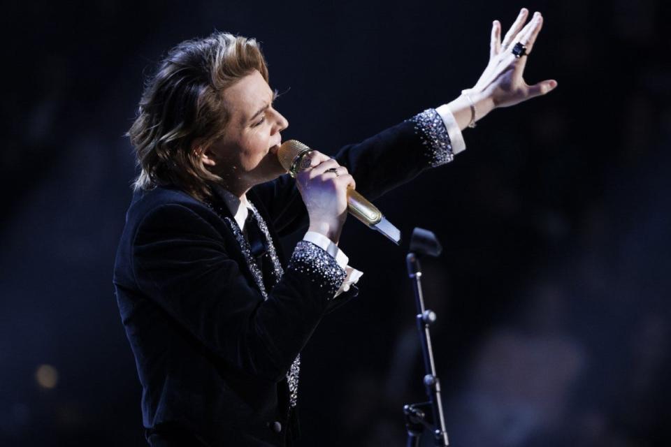 Brandi Carlile performed "Shine," which she said was her favorite Joni Mitchell song, in honor of the singer at the March 1 Gershwin Prize for Song concert in Washington, D.C.