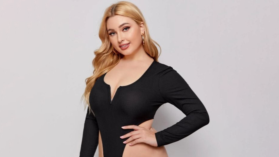Images of SHEIN Plus V-bar Neck High Cut Bodysuit cut to hide extreme high cut