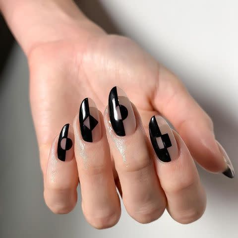 <p><a href="https://www.instagram.com/p/Ce83Pkbrl0q/?img_index=2" data-component="link" data-source="inlineLink" data-type="externalLink" data-ordinal="1">@nails_and_soul</a> / Instagram</p>