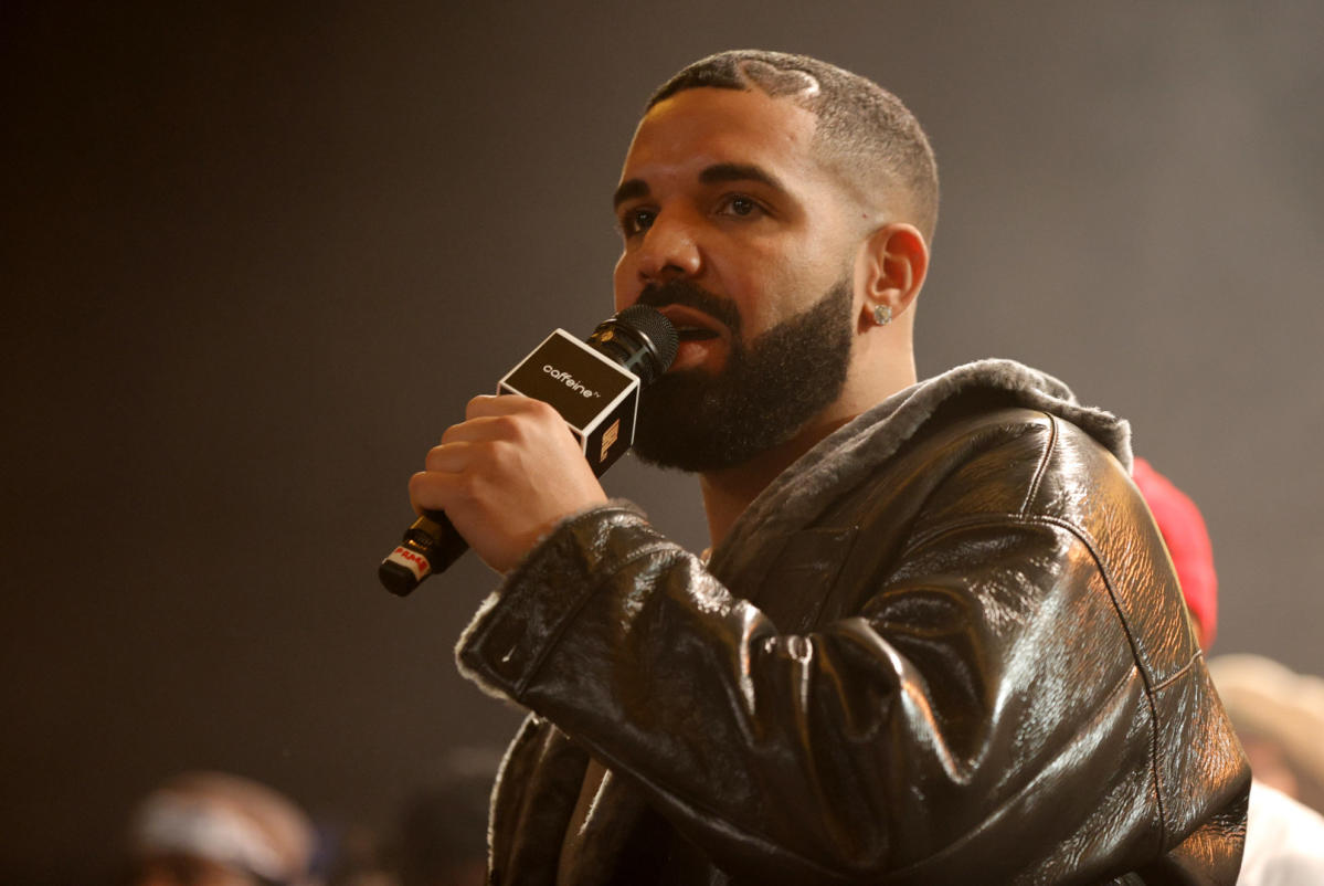 Drake Made Multiple Super Bowl LVI Bets Totaling More Than $1.25  Million—Here's What He Bet On