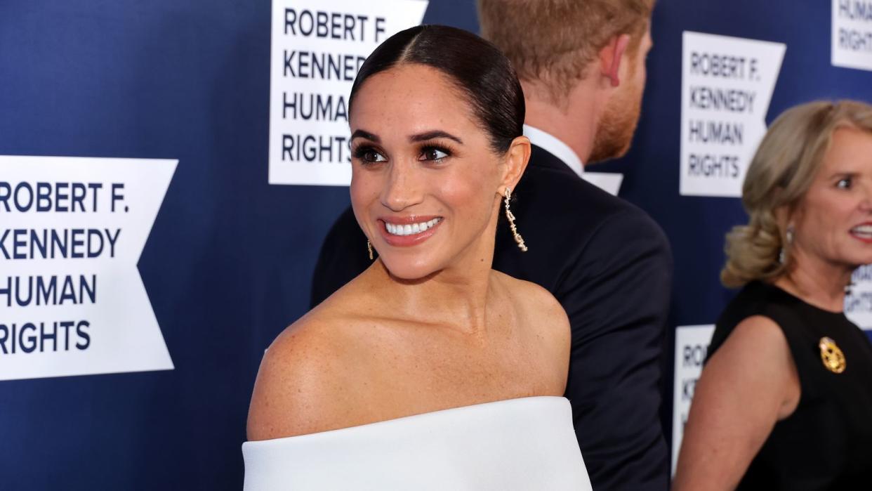 Aus für ihren Podcast bei Spotify: Mit welchen Formaten wartet Herzogin Meghan in Zukunft auf? (Bild: Mike Coppola / Getty Images for 2022 Robert F. Kennedy Human Rights Ripple of Hope Gala)