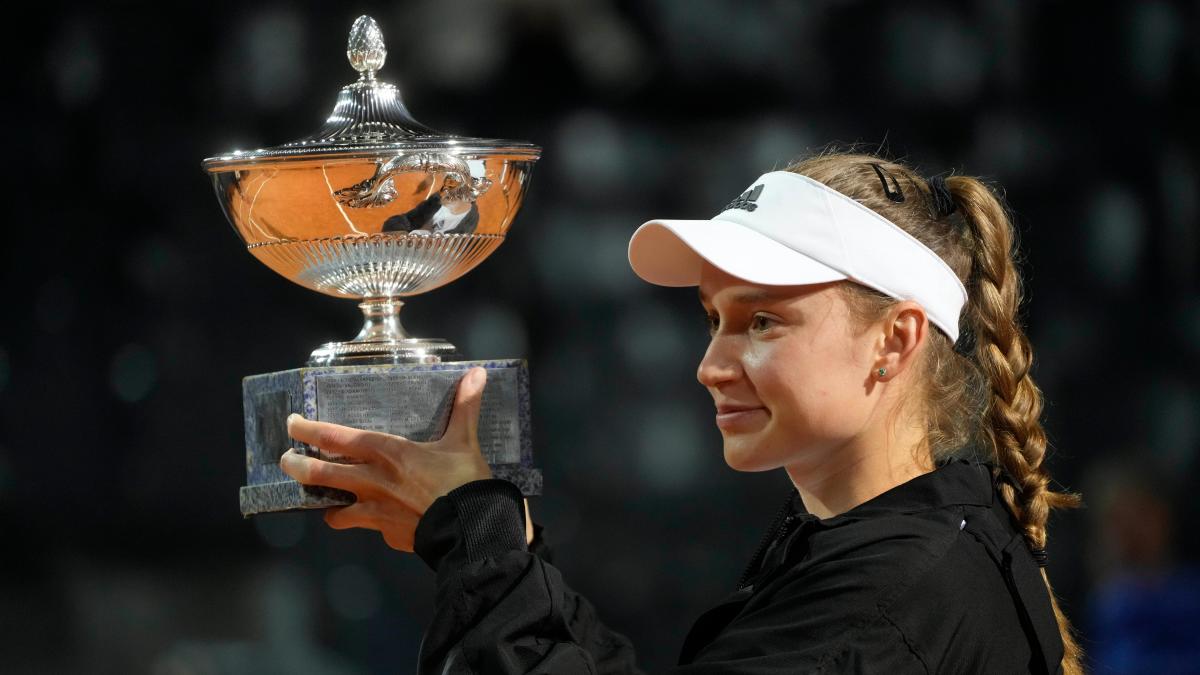 Elena Rybakina wins Italian Open after Anhelina Kalinina retires