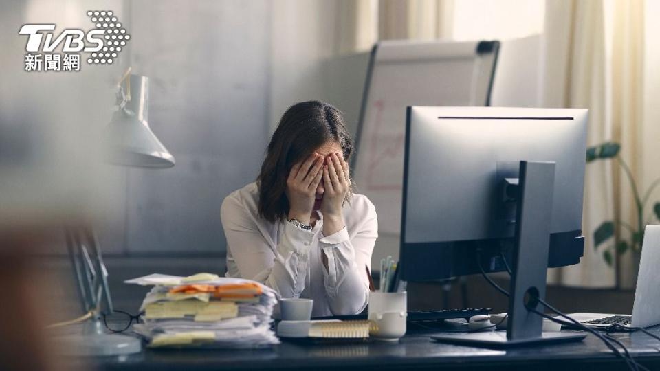 網友表示近期與同僚相處有問題。（示意圖，非當事人／shutterstock達志影像）