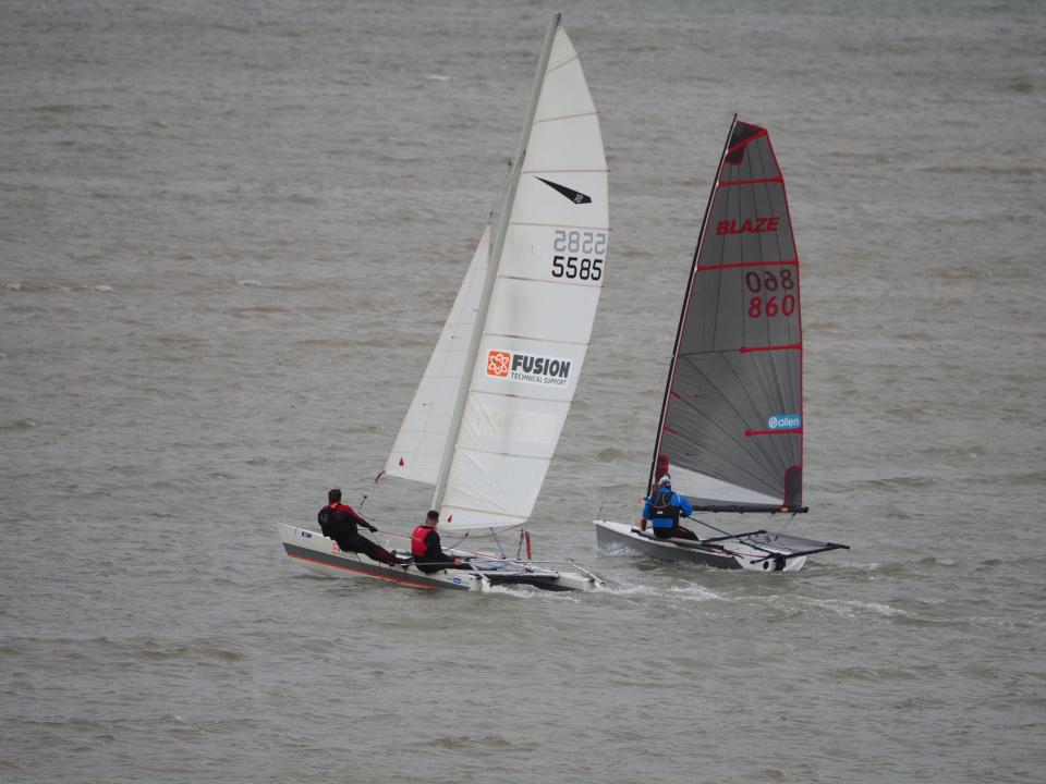 Sheerness, Kent, UK. 19th Nov, 2023. UK Weather: a windy morning in Sheerness, Kent for sailors taking part in the winter series at Isle of Sheppey Sailing Club. Credit: James Bell/Alamy Live News