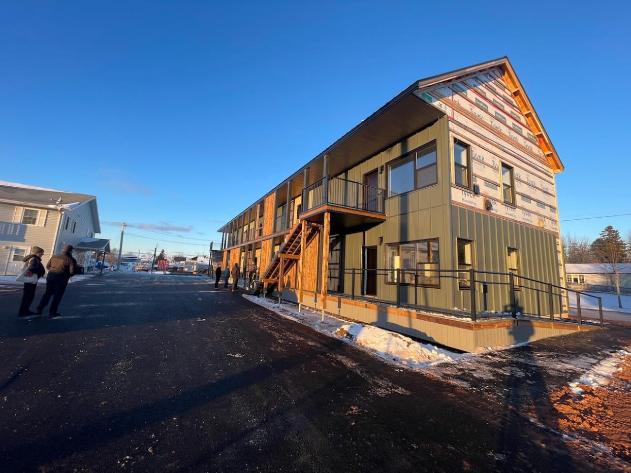 This apartment complex in Alberton, P.E.I., was assembled from modular housing units. The province wants a company to set up shop so the pieces used to assemble similar structures can be built here in the province. (Sheehan Desjardins/CBC - image credit)