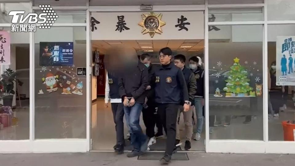 警方循線逮捕14名涉案人。（圖／TVBS）