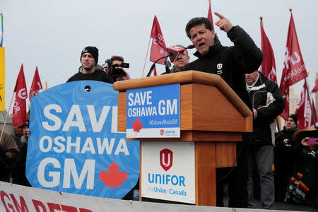 Unifor National President Jerry Dias addresses General Motors assembly workers protesting GM's announcement to close its Oshawa assembly plant during a rally across the Detroit River from GM's headquarters, in Windsor, Ontario, Canada January 11, 2019. REUTERS/Rebecca Cook