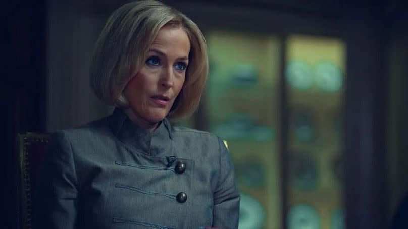 Gillian Anderson dans le rôle d'Emily Maitlis dans "Scoop"