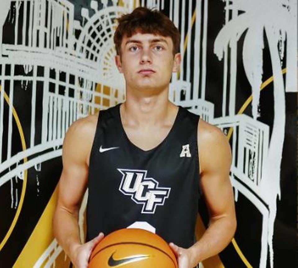 Joey Hart averaged more than 23 points per game as a high school senior last season for Linton-Stockton High School, and he was named an Indiana All-Star. He originally signed with Central Florida but requested a release from his national letter of intent last month.