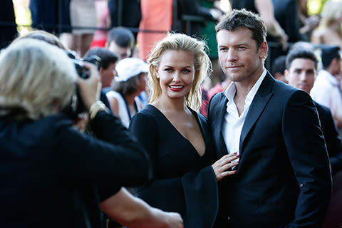 sam worthington and lara bingle, wedding rings, aacta awards 2014.