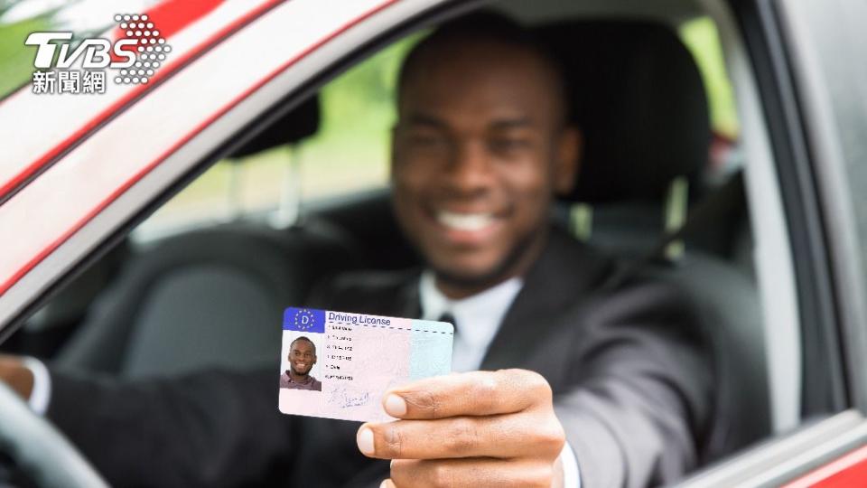 非裔男子汽車駕照考12次仍不過。（示意圖／shutterstock 達志影像）