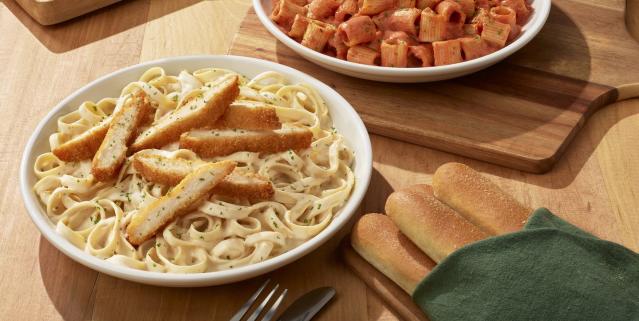 Danielle's Dish: Review: Olive Garden To Go