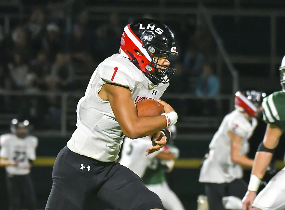 Braxten Newborn of Ludlow runs the ball against Brossart at the Brossart Athletic Complex on Friday, Sept. 24, 2021.