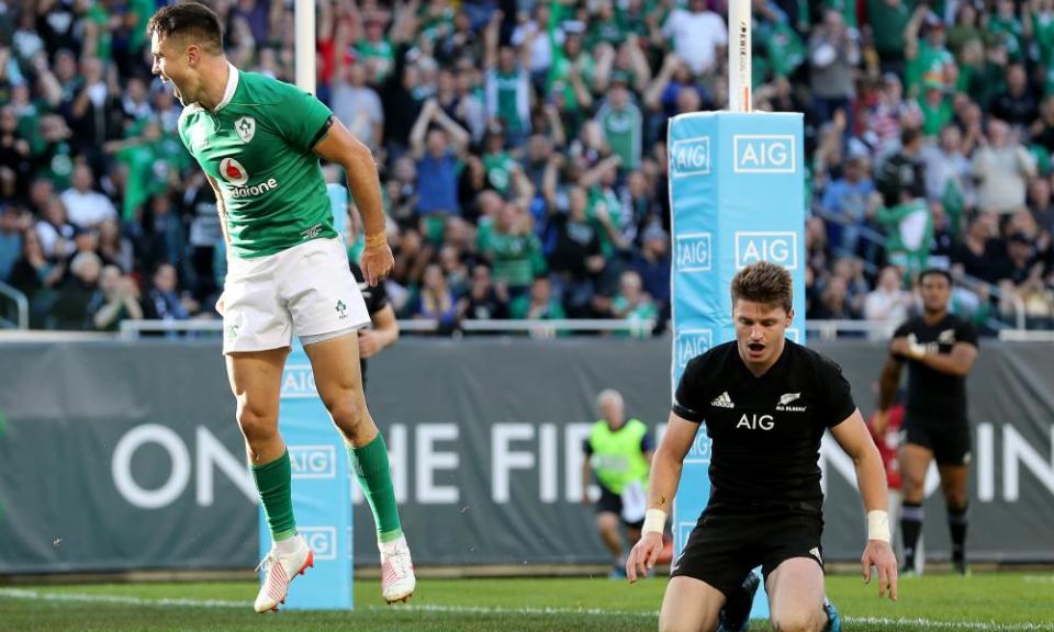 Ireland’s Conor Murray celebrates scoring the third of his team’s five tries in their historic victory over New Zealand in Chicago.