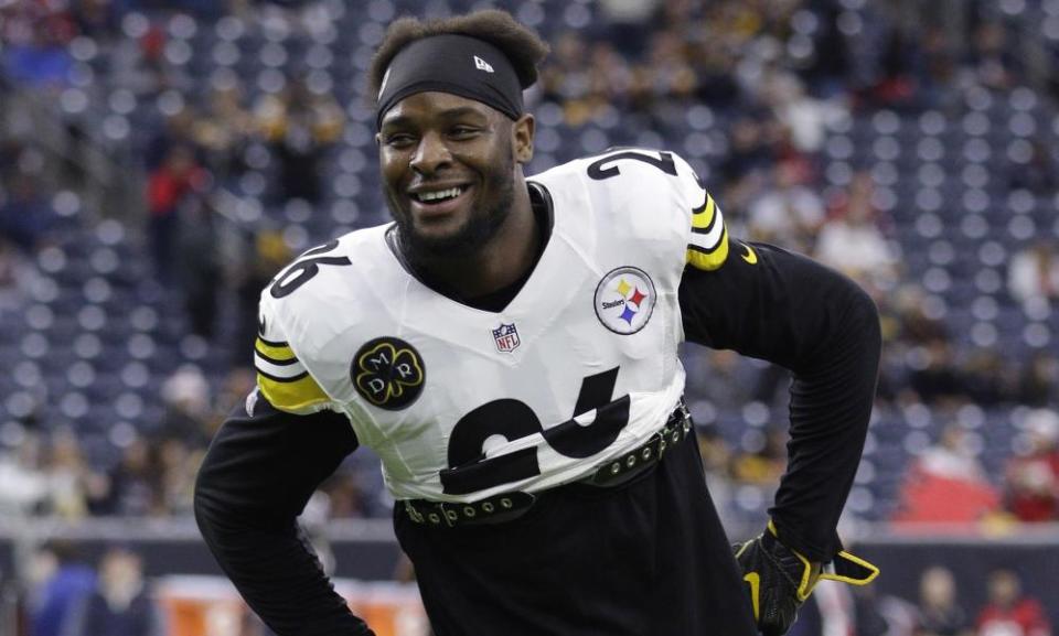 Le’Veon Bell last played for the Steelers during the 2017 season.