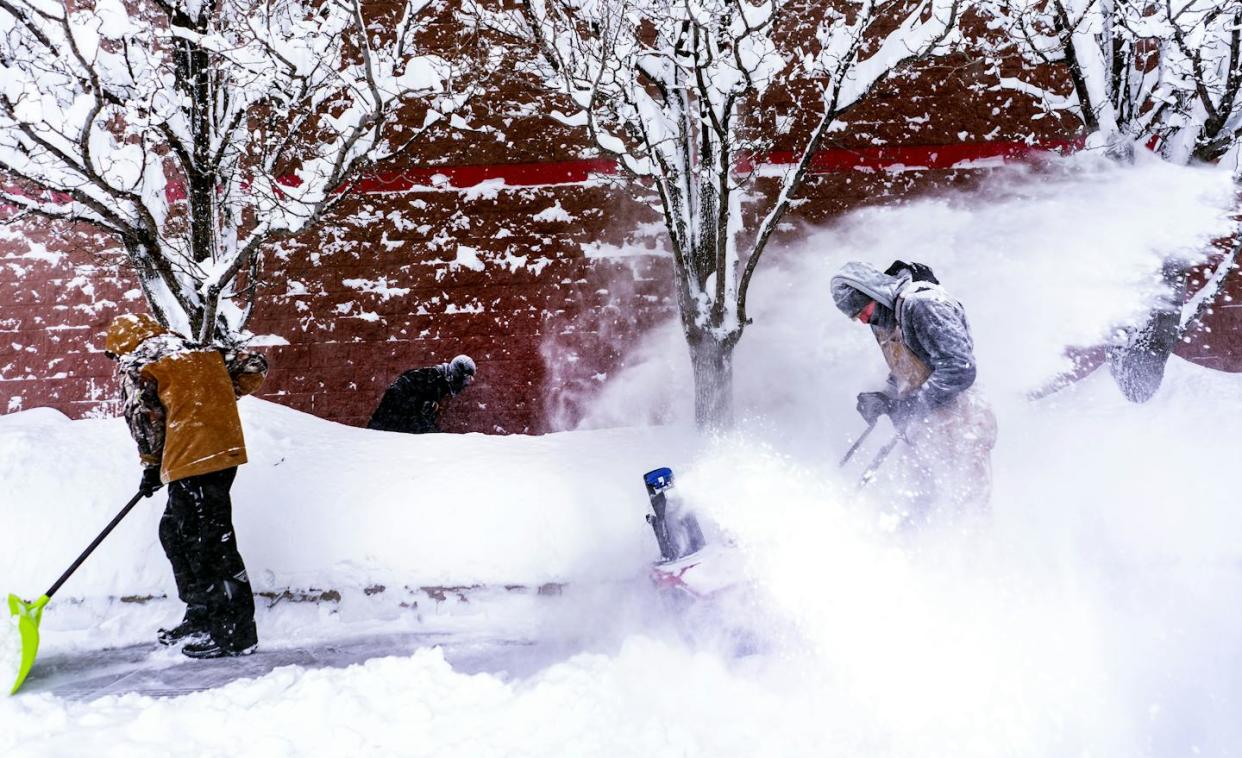 A blizzard with brutally cold temperatures hit Iowa and neighboring states on Jan. 12, 2024. <a href="https://www.gettyimages.com/detail/news-photo/with-three-days-until-the-iowa-caucus-iowans-plow-and-news-photo/1920707716" rel="nofollow noopener" target="_blank" data-ylk="slk:Melina Mara/The Washington Post via Getty Images;elm:context_link;itc:0;sec:content-canvas" class="link ">Melina Mara/The Washington Post via Getty Images</a>