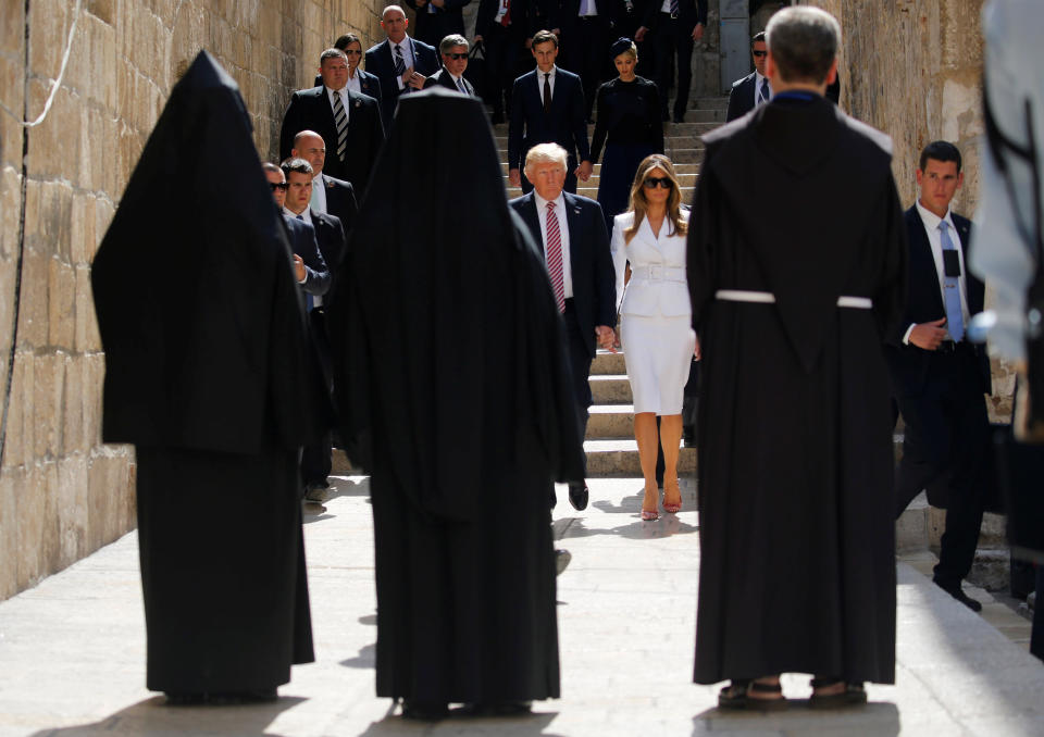 Donald&nbsp;Trump walks with the first lady in Jerusalem's Old City on May 22, 2017.