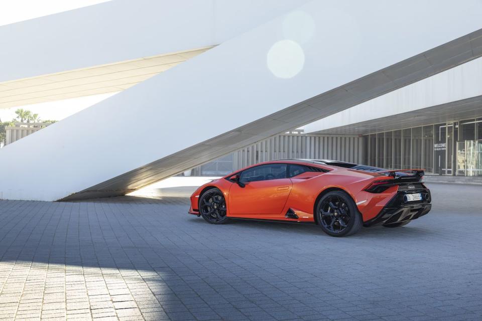 2023 Lamborghini Huracán Tecnica - Photos From Every Angle